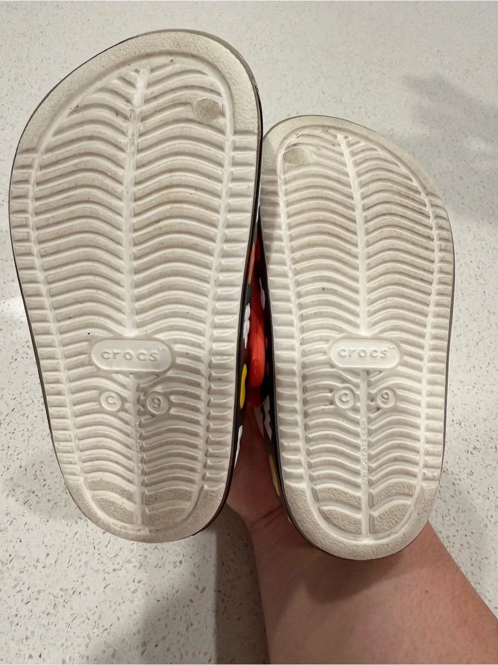 Kids Mickey Mouse Pattern Crocs toddler size (9)  White, Black & Red